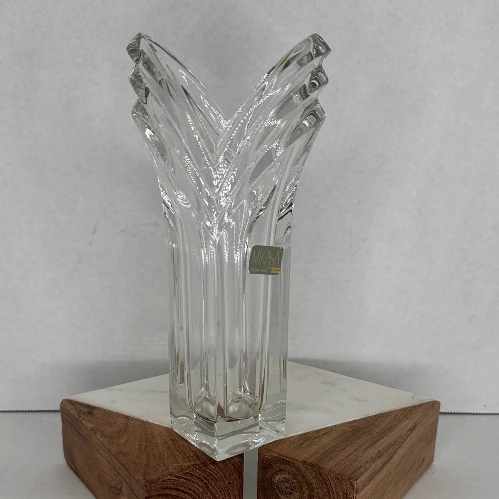 Vintage Mikasa Clear Crystal Tulip Style Vase V Shape Germany Decor 8.5”